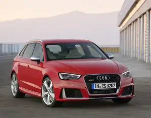 Audi RS 3 Sportback MY 2016 - foto