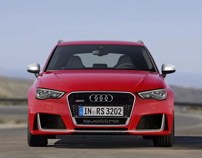 Audi RS 3 Sportback MY 2016 - foto - 4