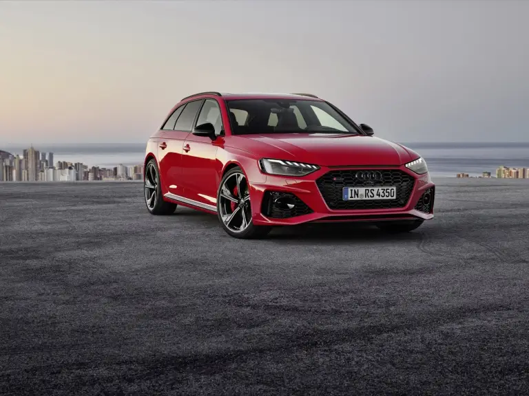 Audi RS 4 Avant, RS 5 Coupe e RS 5 Sportback - foto 2020  - 23