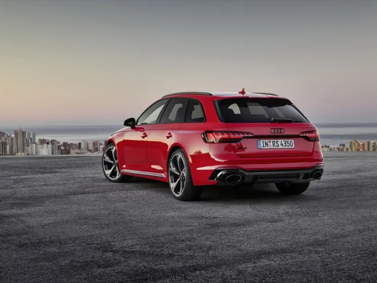 Audi RS 4 Avant, RS 5 Coupe e RS 5 Sportback - foto 2020  - 24