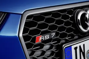 Audi RS 7 Sportback performance e S8 plus - nuova galleria