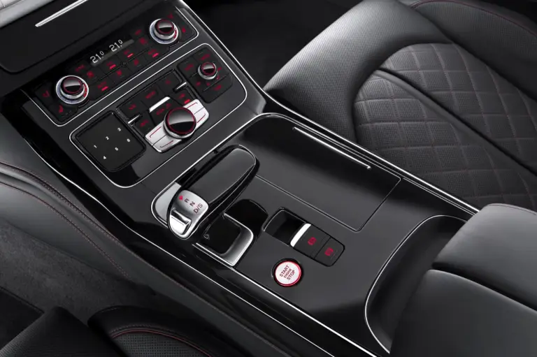Audi RS 7 Sportback performance e S8 plus - nuova galleria - 14