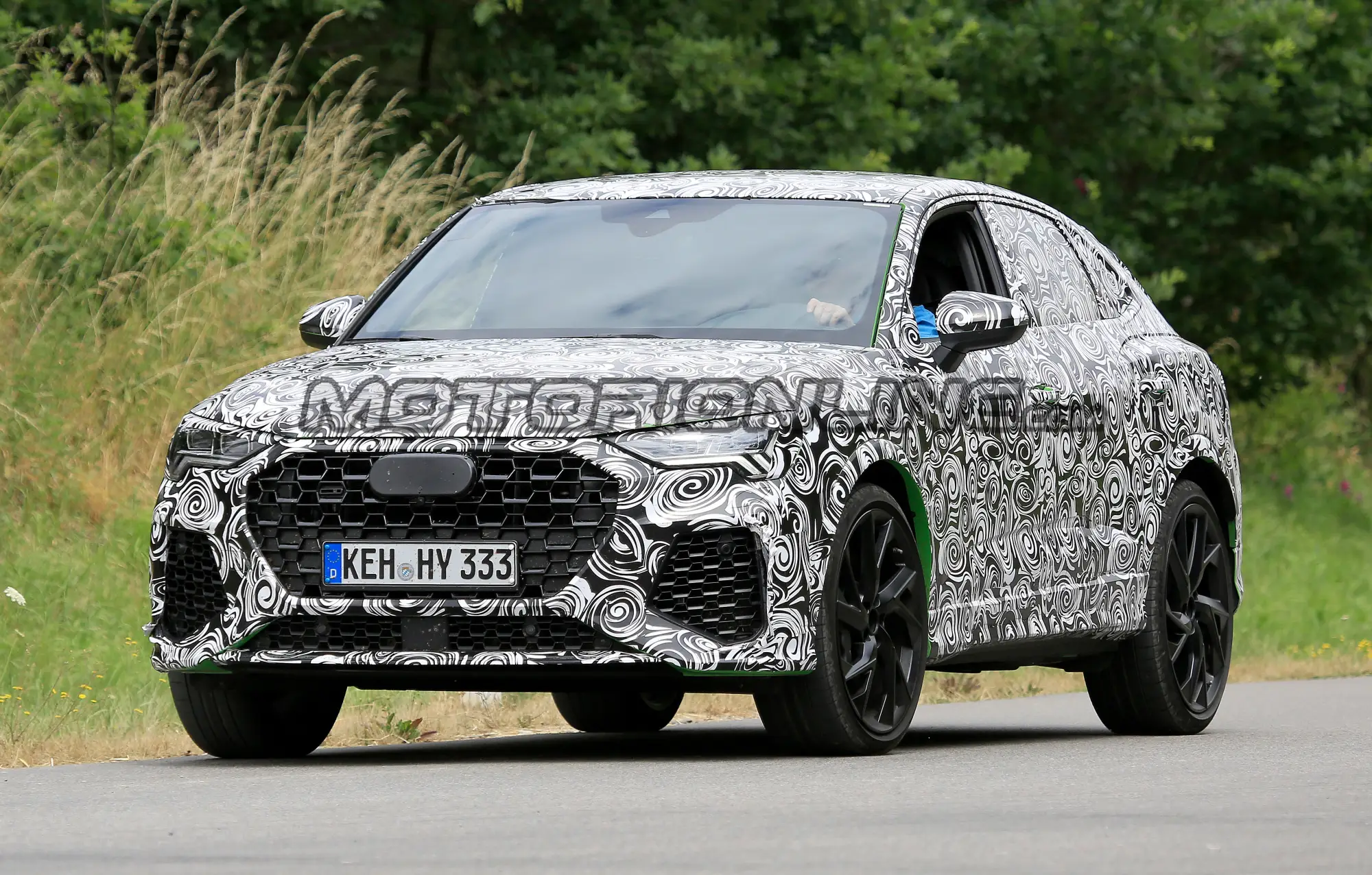 Audi RS Q3 Sportback - Foto spia 23-07-2019 - 2