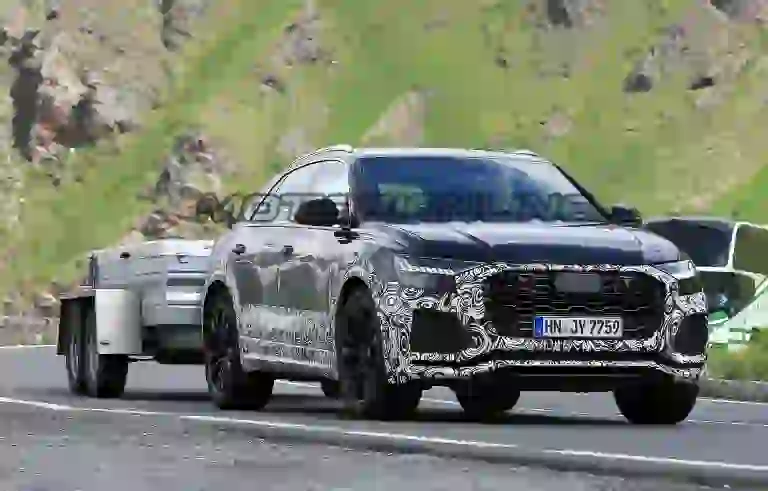 Audi RS Q8 - Foto spia 12-06-2018 - 1