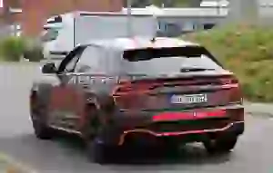 Audi RS Q8 - Foto spia 20-08-2019 - 11