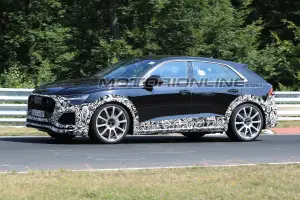 Audi RS Q8 foto spia 20 luglio 2018