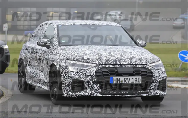 Audi RS3 2020 - Le foto spia - 3