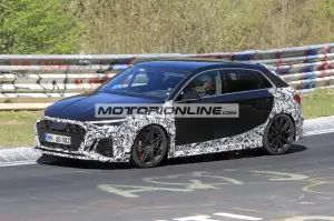 Audi RS3  - Foto spia 21-4-2020