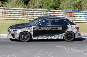 Audi RS3  - Foto spia 21-4-2020