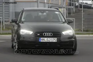 Audi RS3 MY 2014 - Foto spia 04-10-2013