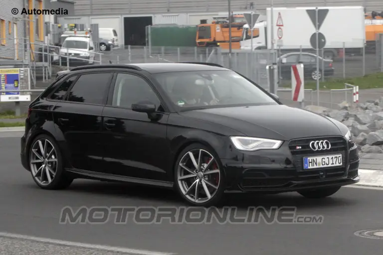 Audi RS3 MY 2014 - Foto spia 04-10-2013 - 2
