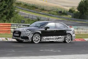 Audi RS3 Sedan foto spia 12 luglio 2016 - 9