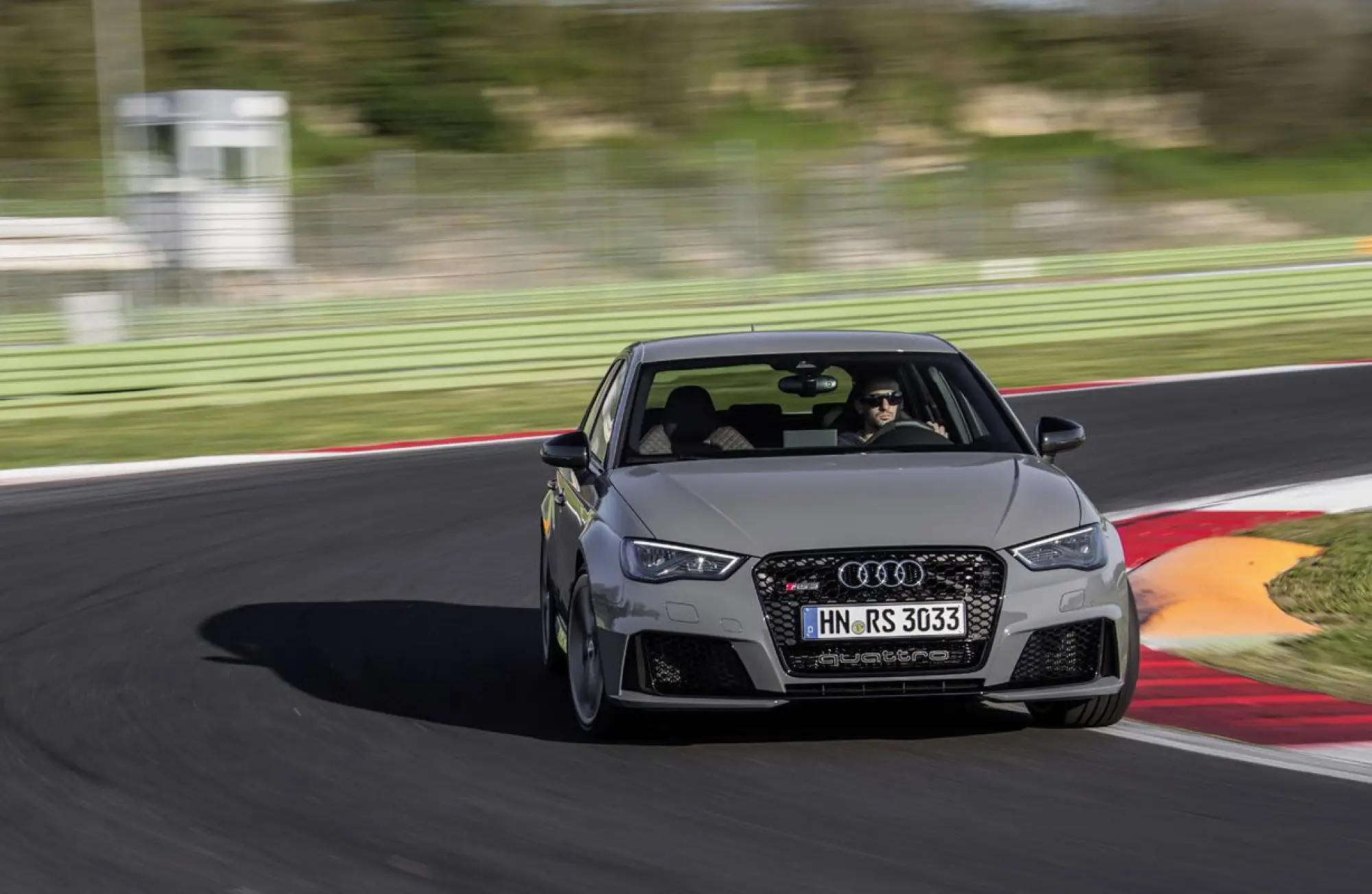 Audi RS3 Sportback 2015 - 32