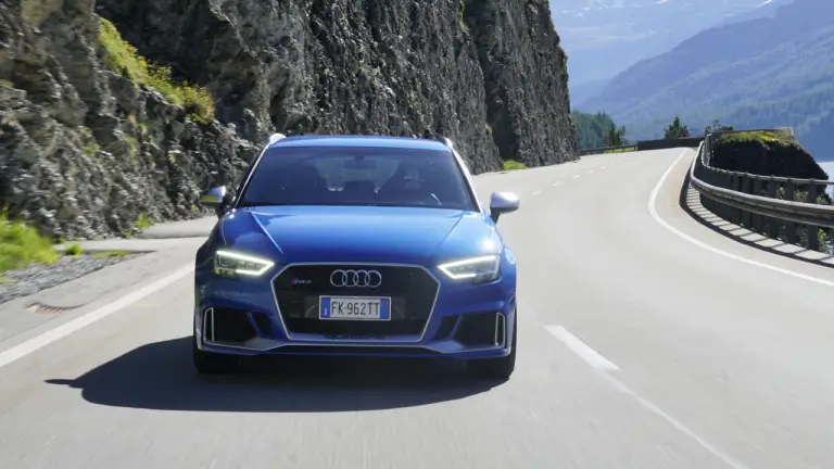 Audi RS3 Sportback - prova su strada 2018 - 6