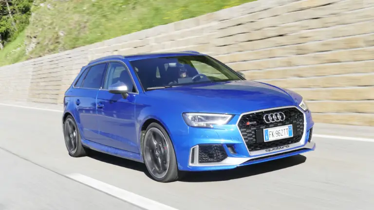 Audi RS3 Sportback - prova su strada 2018 - 21