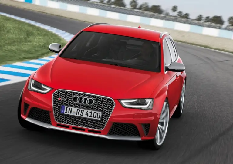 Audi RS4 Avant 2012 nuove immagini - 9