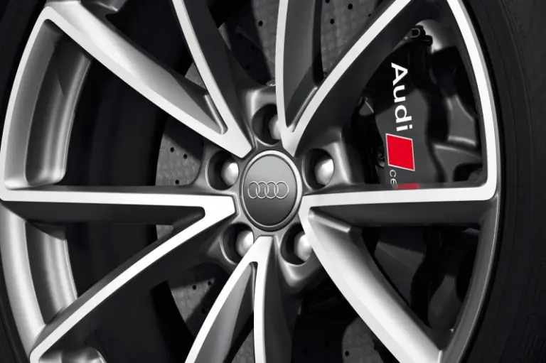 Audi RS4 Avant 2012 nuove immagini - 26