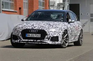 Audi RS4 Avant 2017 - Foto spia 12-04-2016 - 12