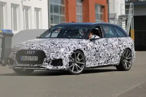 Audi RS4 Avant 2017 - Foto spia 12-04-2016