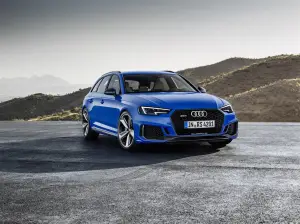 Audi RS4 Avant 2018 - 32