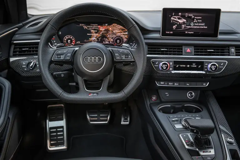 Audi RS4 Avant 2018 - 50