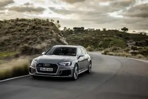 Audi RS4 Avant 2018 - 57