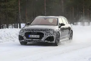 Audi RS4 Avant foto spia 13 marzo 2019 - 2