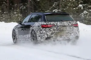 Audi RS4 Avant foto spia 13 marzo 2019 - 9