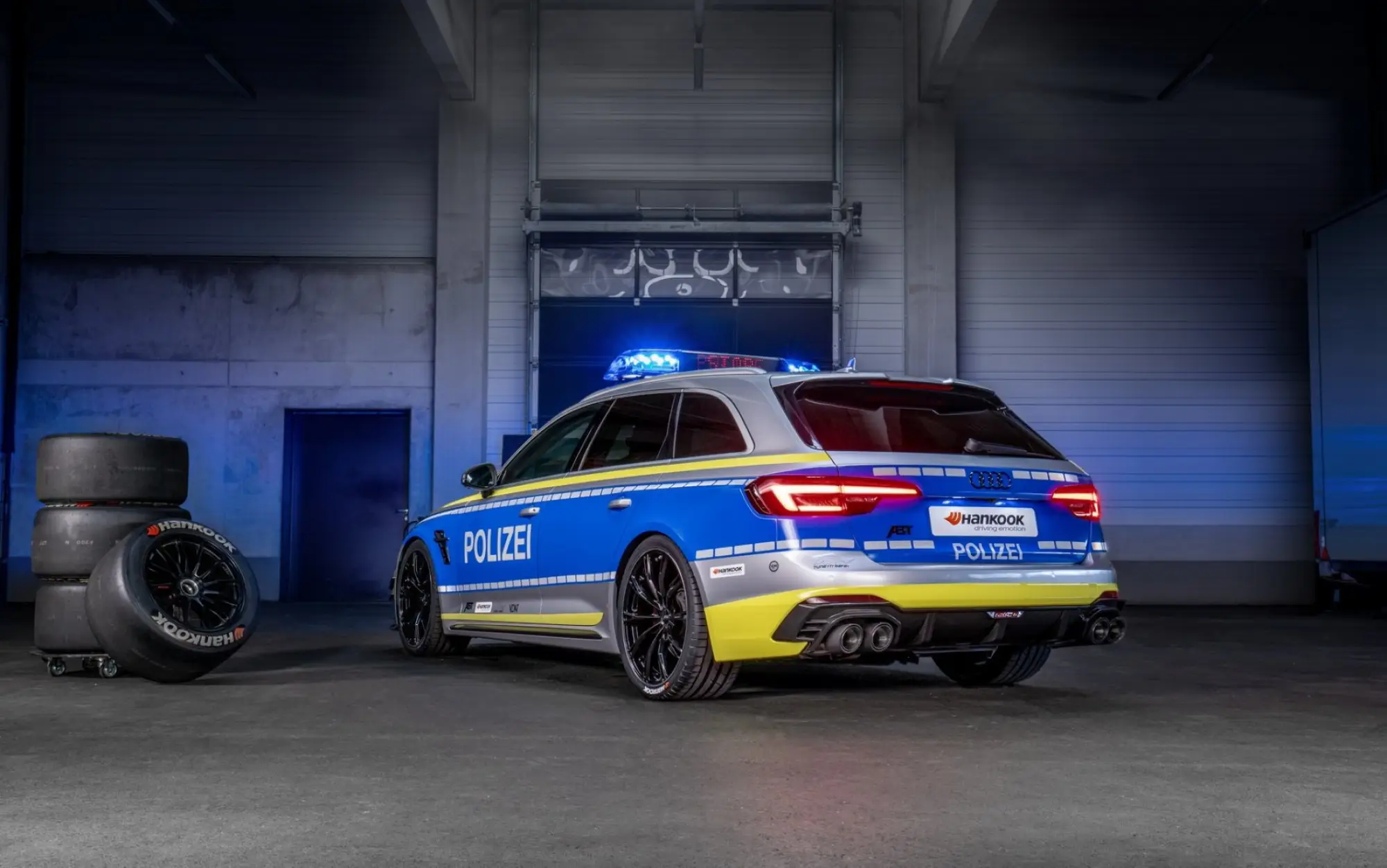Audi RS4 Avant - Polizia - ABT - 10