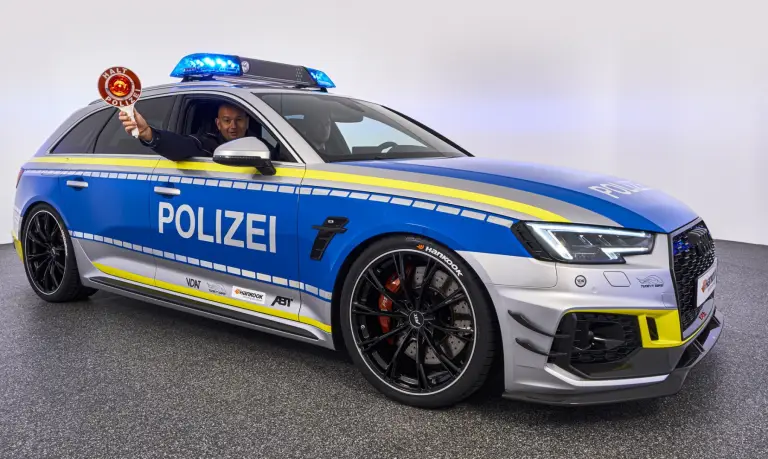 Audi RS4 Avant - Polizia - ABT - 1