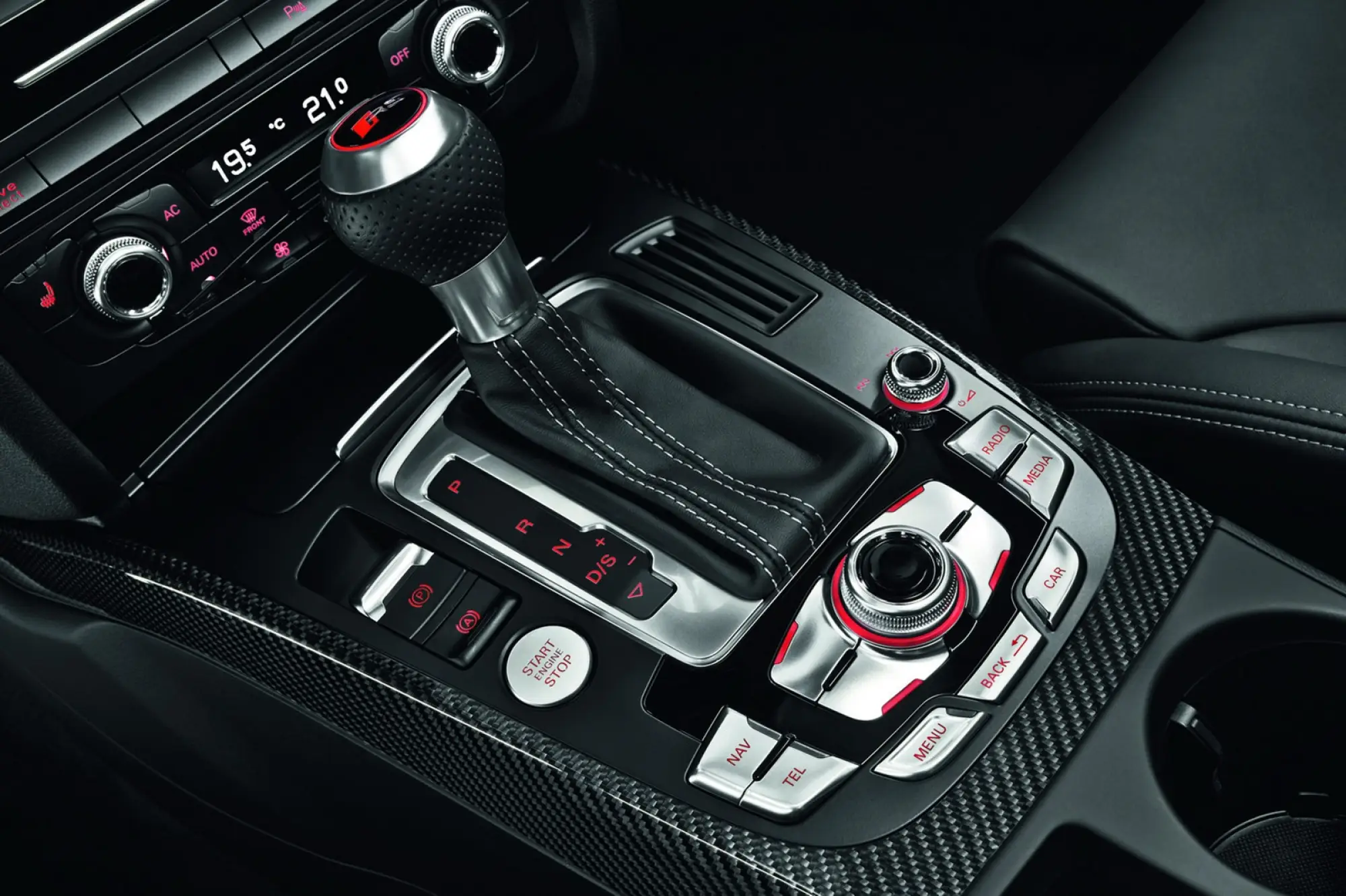 Audi RS4 Avant - 26
