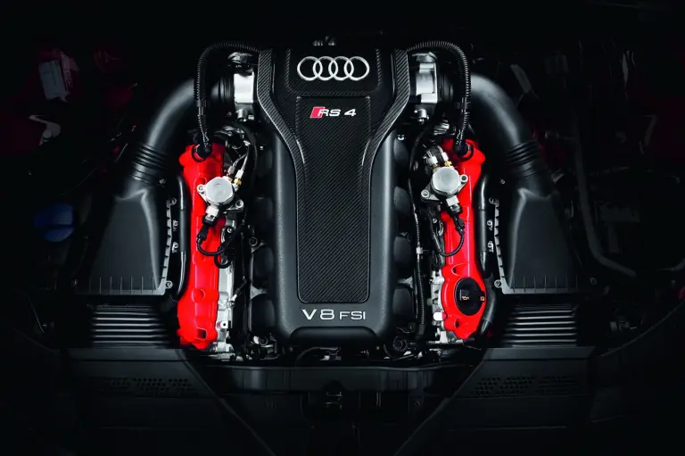 Audi RS4 Avant - 31