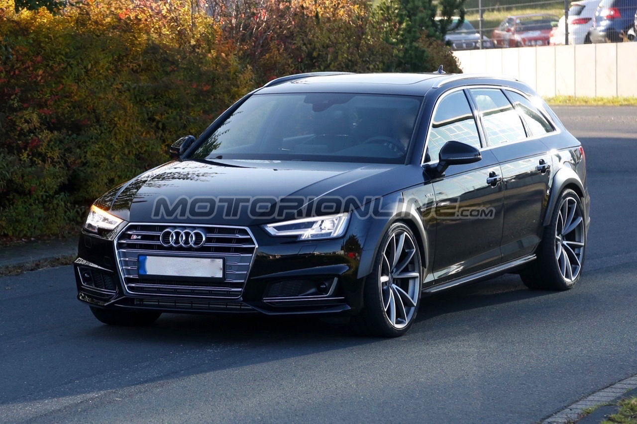 Audi RS4 MY 2017 - Foto spia muletto 29-10-2015