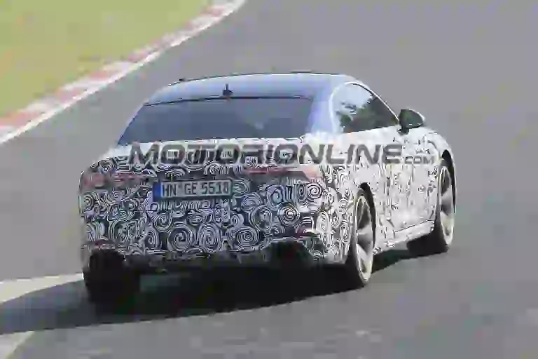 Audi RS5 2017 (foto spia) - 13