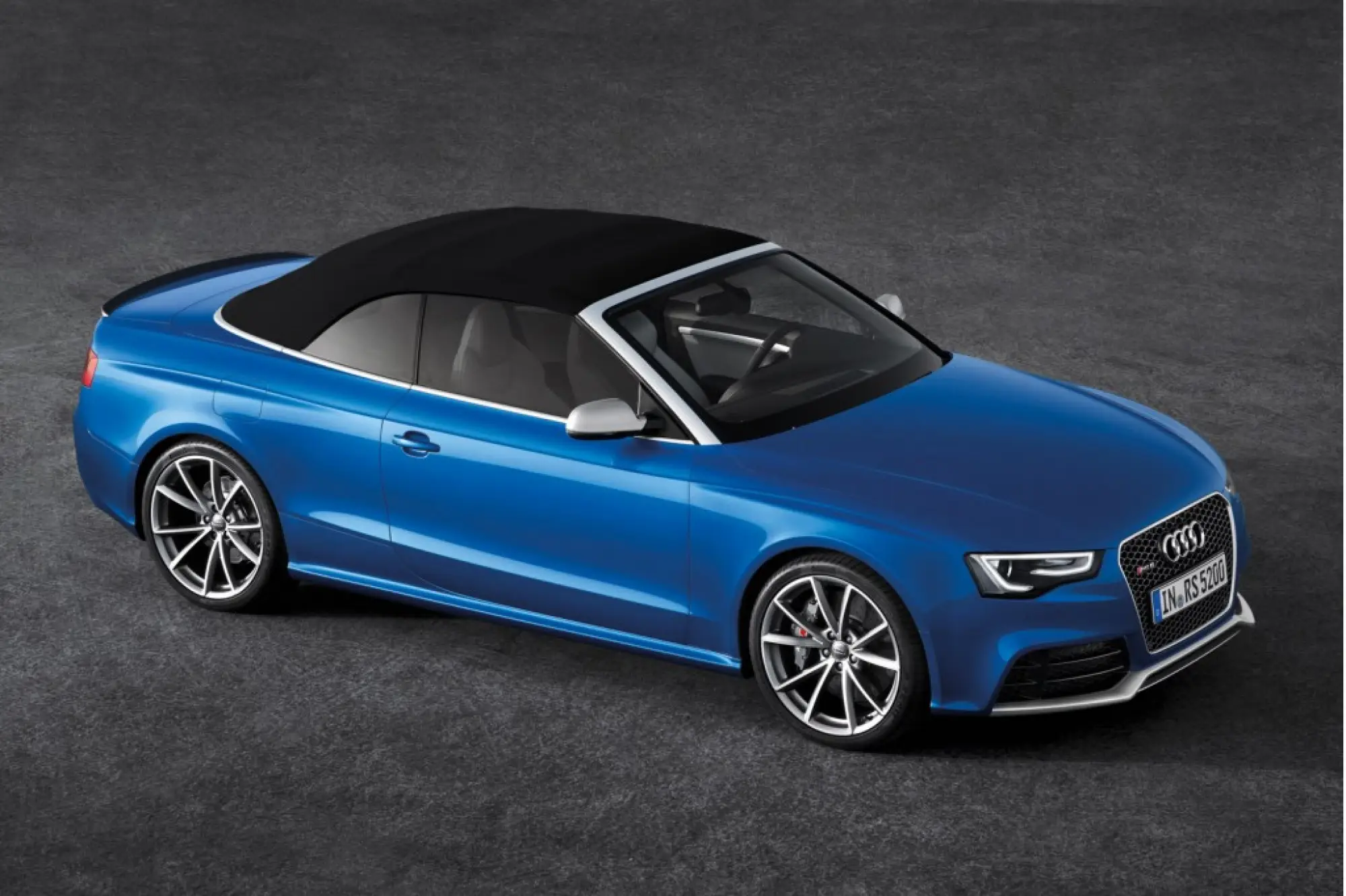 Audi RS5 cabrio 2014 - 1