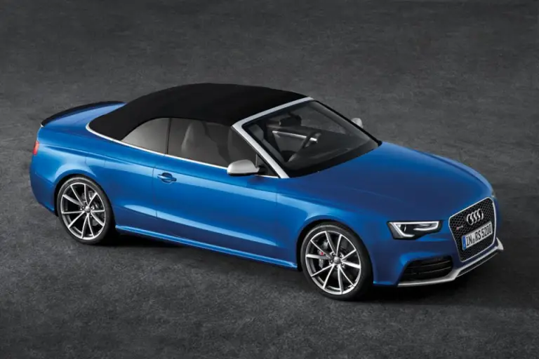 Audi RS5 Cabriolet - 4