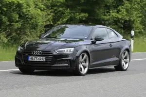 Audi RS5 foto spia giugno 2016 - 2