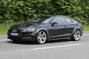 Audi RS5 foto spia giugno 2016 - 3