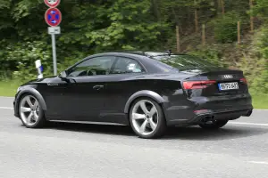 Audi RS5 foto spia giugno 2016 - 4