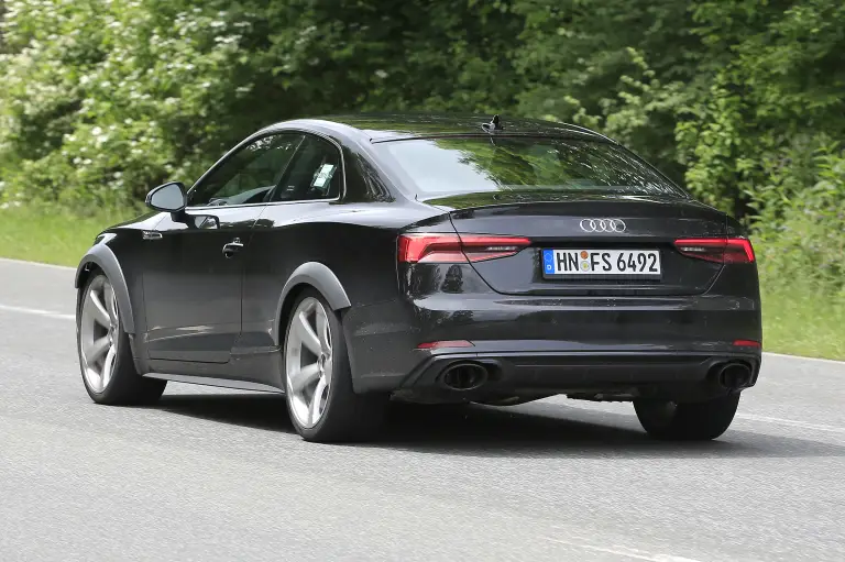 Audi RS5 foto spia giugno 2016 - 5