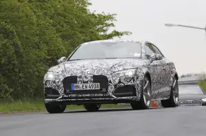 Audi RS5 - foto spia (maggio 2016) - 2