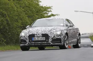 Audi RS5 - foto spia (maggio 2016)