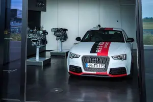 Audi RS5 TDI Concept - 5