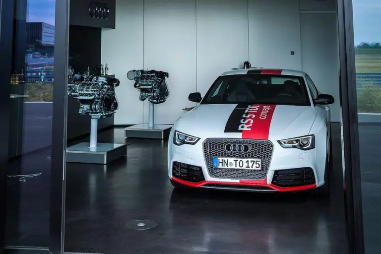 Audi RS5 TDI Concept - 5