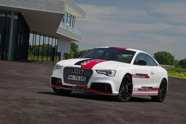 Audi RS5 TDI Concept - 8