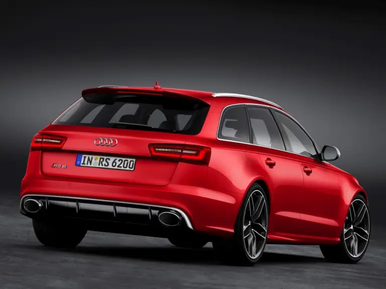 Audi RS6 2014 - 6