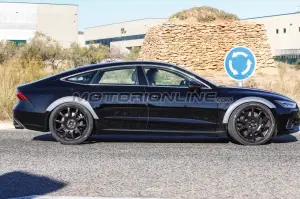 Audi RS7 Sportback 2019 muletto - Foto spia 24-11-2017