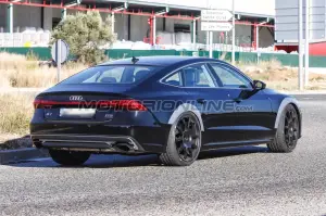 Audi RS7 Sportback 2019 muletto - Foto spia 24-11-2017