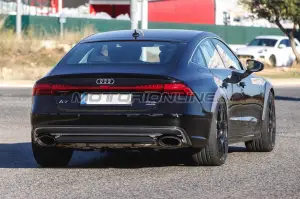 Audi RS7 Sportback 2019 muletto - Foto spia 24-11-2017 - 11