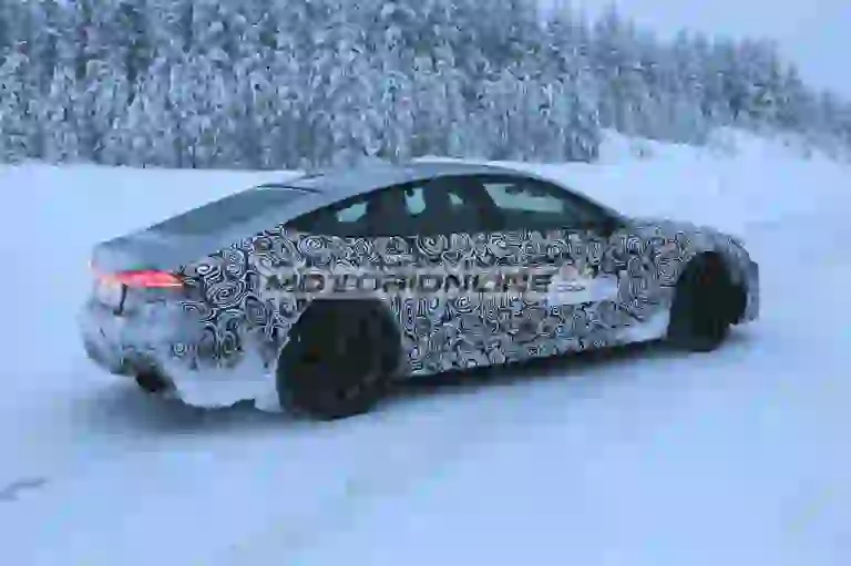 Audi RS7 Sportback - Foto spia 11-12-2018 - 6